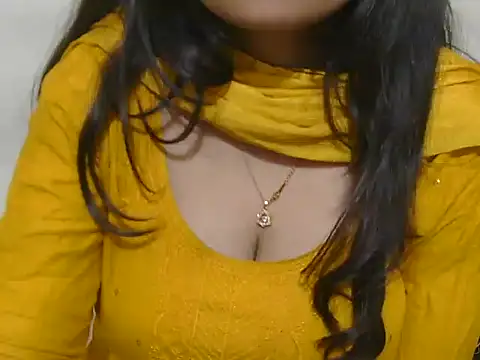 Snapshot of Cute_anamikasingh chatting on February 28, 12:52 pm Cute anamikasingh online show from February 28, 12:52 pm