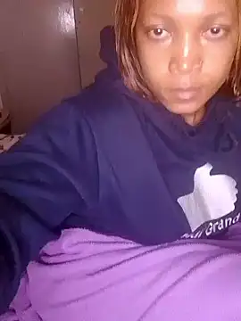 ChloeBab online show from November 17, 7:03 am