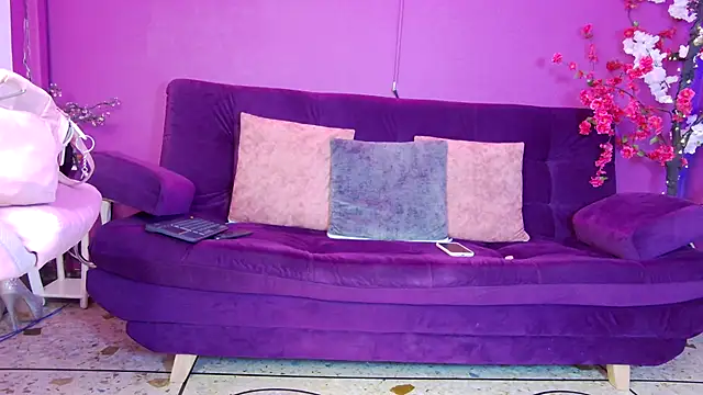 Snapshot of Arii_moon chatting on November 18, 7:40 pm Arii moon online show from November 18, 7:40 pm