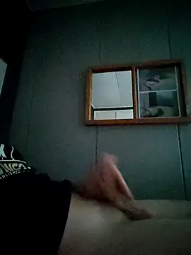 Snapshot of Teemu chatting on September 10, 4:51 pm Teemu online show from September 10, 4:51 pm