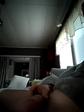 Snapshot of Teemu chatting on September 30, 4:01 pm Teemu online show from September 30, 4:01 pm