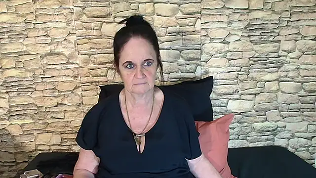 LuciousGrace online show from September 26, 6:01 pm