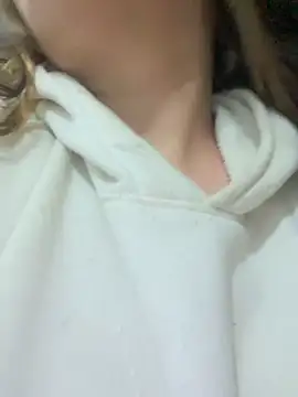 Snapshot of _ivyginger chatting on December 5, 3:48 am ivyginger online show from December 5, 3:48 am