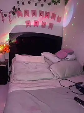  ivyginger online show from March 17, 5:11 am