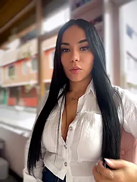 Naatalia online show from June 5, 6:46 pm