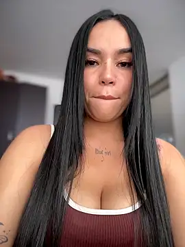 Naatalia online show from June 7, 9:07 pm