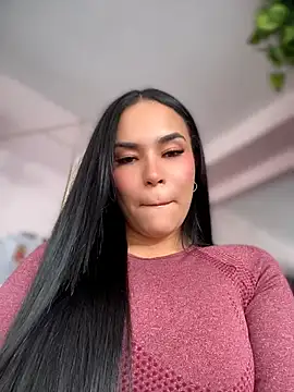 Naatalia online show from June 10, 6:51 pm