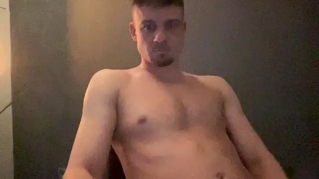 Snapshot of Hagener985 chatting on February 10, 7:23 am Hagener985 online show from February 10, 7:23 am