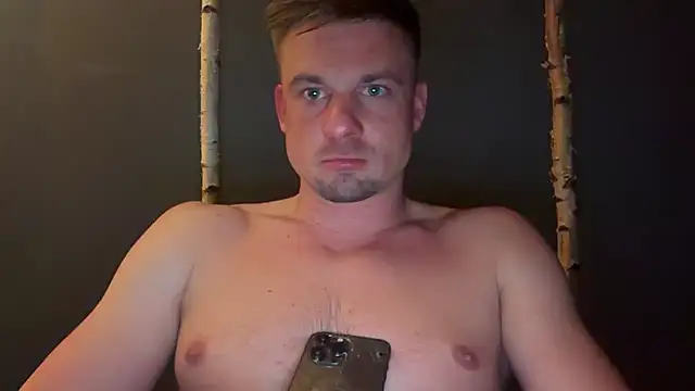 Snapshot of Hagener985 chatting on March 28, 1:05 am Hagener985 online show from March 28, 1:05 am