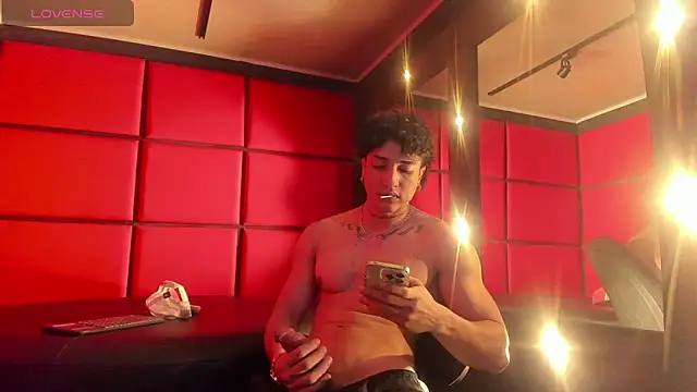 KaryBig3 online show from March 7, 4:13 am