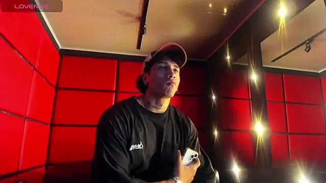 KaryBig3 online show from March 7, 7:19 am