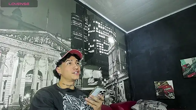 KaryBig3 online show from March 12, 4:19 am