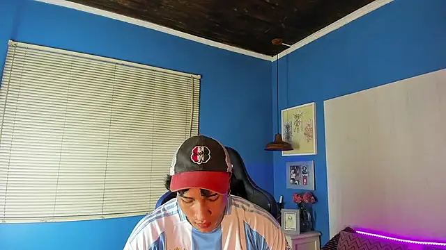 KaryBig3 online show from March 19, 7:18 am