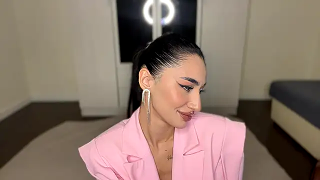 alissadreams online show from October 11, 6:17 pm