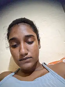 Snapshot of indianpink_lips chatting on December 5, 4:03 pm indianpink lips online show from December 5, 4:03 pm