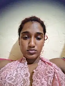 Snapshot of indianpink_lips chatting on December 18, 12:06 am indianpink lips online show from December 18, 12:06 am