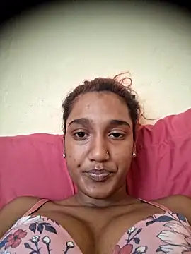 Snapshot of indianpink_lips chatting on December 22, 2:14 pm indianpink lips online show from December 22, 2:14 pm