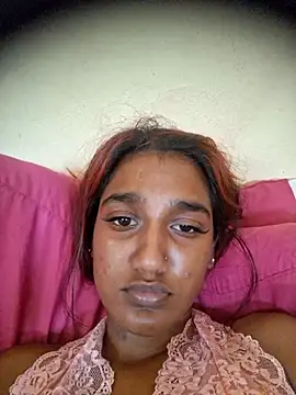 Snapshot of indianpink_lips chatting on February 6, 12:08 pm indianpink lips online show from February 6, 12:08 pm