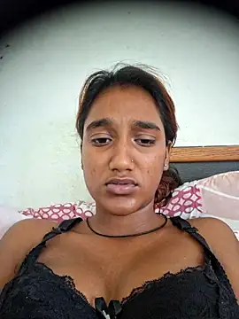 Snapshot of indianpink_lips chatting on March 17, 11:13 am indianpink lips online show from March 17, 11:13 am