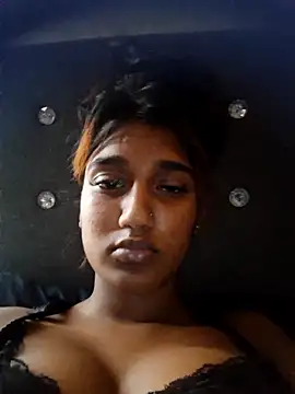 indianpink lips online show from May 1, 11:59 am
