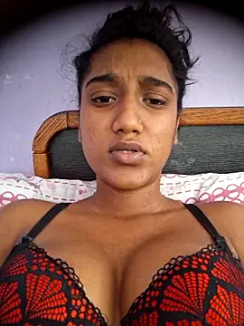 indianpink lips online show from May 8, 11:15 am