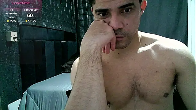 Snapshot of mchdo09 chatting on July 9, 7:18 pm mchdo09 online show from July 9, 7:18 pm
