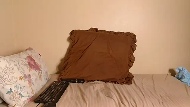 Karishma99  online show from March 4, 8:49 pm