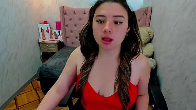 Lianngrace online show from November 8, 2:50 pm