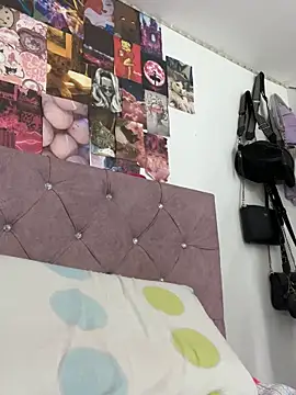 Snapshot of AmberHudson chatting on September 11, 3:50 am AmberHudson online show from September 11, 3:50 am