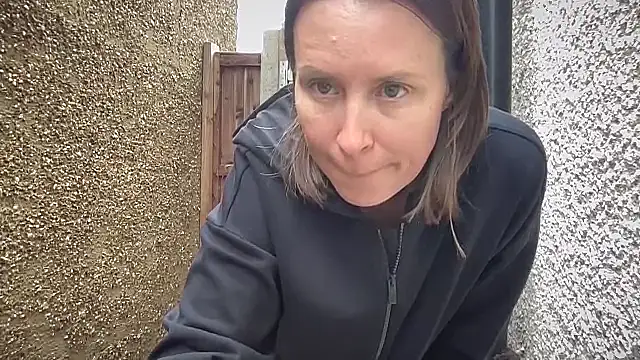 eatmypie69 online show from October 8, 11:08 am