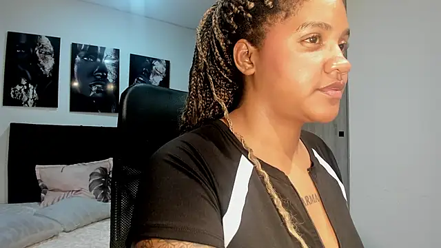 Snapshot of ZahraRose chatting on September 11, 8:31 pm ZahraRose online show from September 11, 8:31 pm