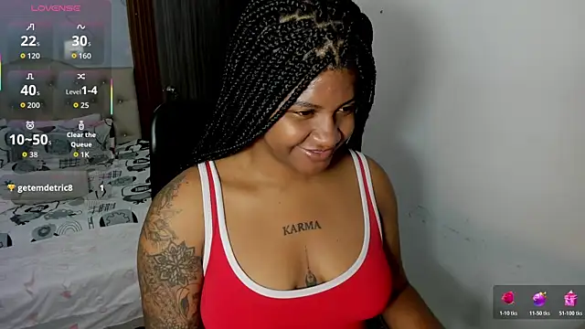 ZahraRose online show from April 23, 10:58 am