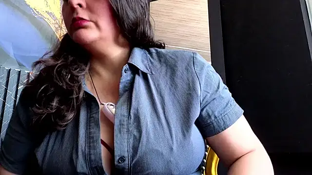 AmandaKovich online show from July 14, 8:14 pm