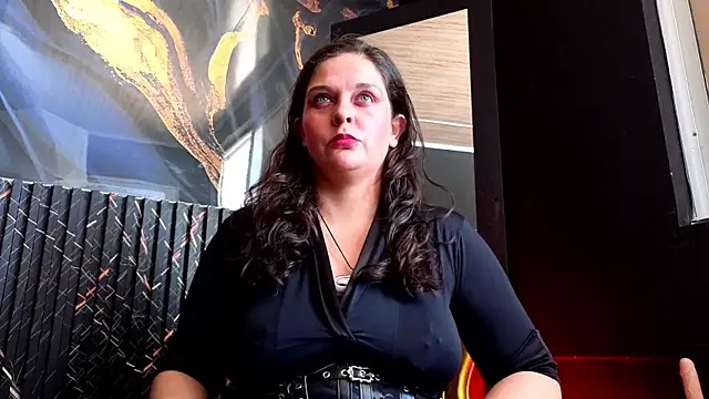 AmandaKovich online show from July 16, 7:20 pm