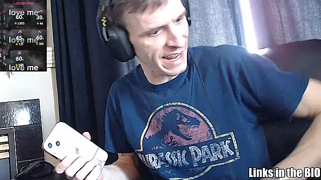 Snapshot of teninchty chatting on February 13, 6:48 pm teninchty online show from February 13, 6:48 pm