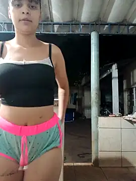 gatinha 18 online show from September 20, 4:24 am