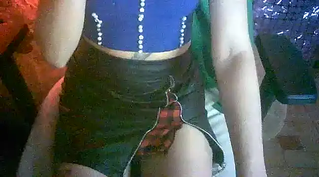 Snapshot of Meghan_sex777 chatting on February 25, 12:47 am Meghan sex777 online show from February 25, 12:47 am