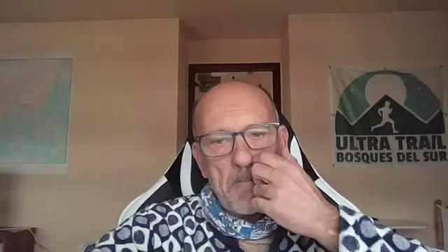 llopaco online show from December 14, 11:59 am