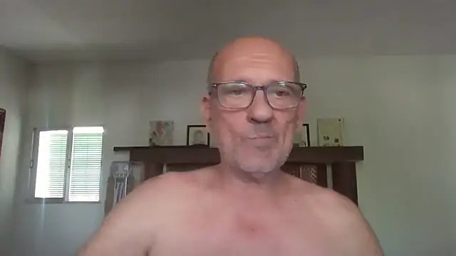 Snapshot of llopaco chatting on July 16, 12:00 pm llopaco online show from July 16, 12:00 pm
