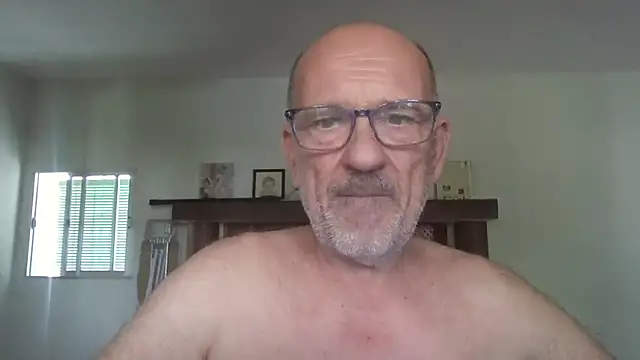 Snapshot of llopaco chatting on July 21, 11:23 am llopaco online show from July 21, 11:23 am