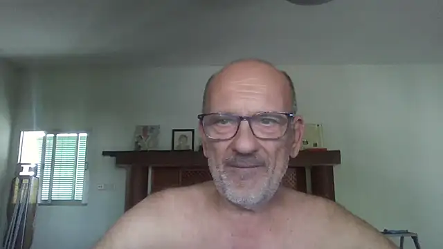 Snapshot of llopaco chatting on July 22, 1:03 pm llopaco online show from July 22, 1:03 pm