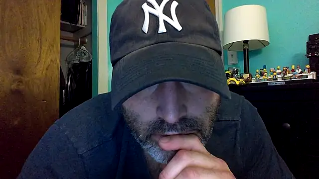 Snapshot of Novabear6996 chatting on February 20, 4:57 pm Novabear6996 online show from February 20, 4:57 pm