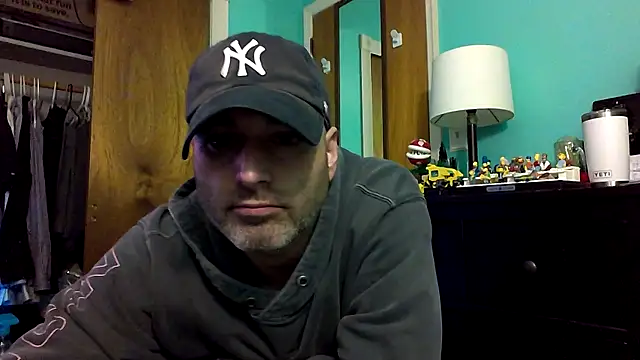 Snapshot of Novabear6996 chatting on February 28, 3:15 am Novabear6996 online show from February 28, 3:15 am