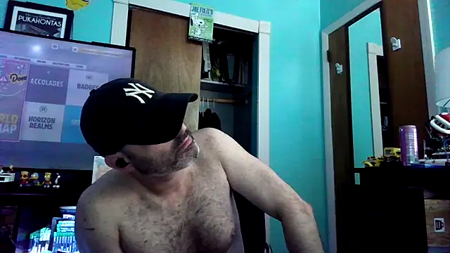 Snapshot of Novabear6996 chatting on September 10, 8:47 am Novabear6996 online show from September 10, 8:47 am