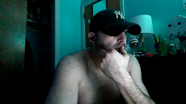 Snapshot of Novabear6996 chatting on October 16, 7:20 am Novabear6996 online show from October 16, 7:20 am