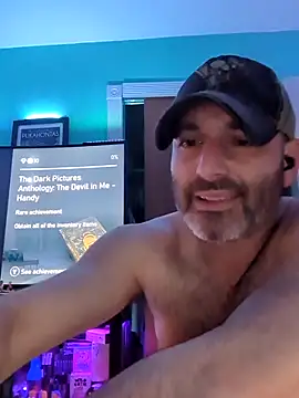 Snapshot of Novabear6996 chatting on May 11, 7:14 am Novabear6996 online show from May 11, 7:14 am