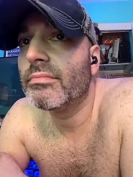 Snapshot of Novabear6996 chatting on May 24, 7:24 am Novabear6996 online show from May 24, 7:24 am