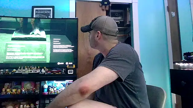Snapshot of Novabear6996 chatting on June 11, 3:26 am Novabear6996 online show from June 11, 3:26 am