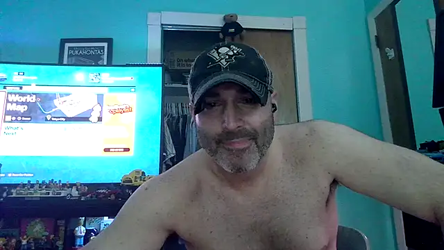 Snapshot of Novabear6996 chatting on June 22, 7:38 am Novabear6996 online show from June 22, 7:38 am
