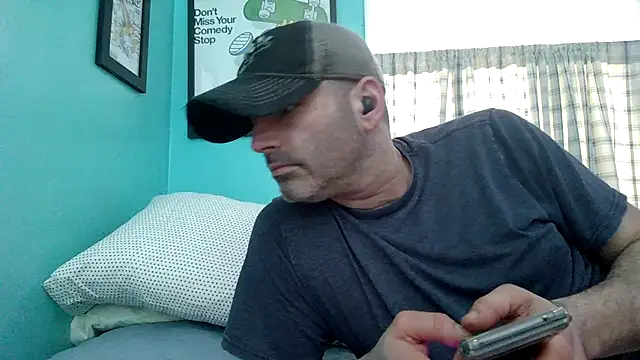 Snapshot of Novabear6996 chatting on July 31, 8:52 pm Novabear6996 online show from July 31, 8:52 pm